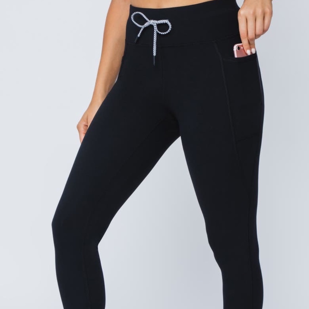 Yogalicious Lux Inversion Power High Rise Yoga Leggings L